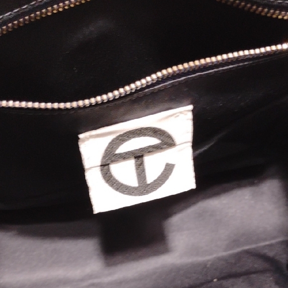 SALE! NWOT Telfar Green Tote Bag W Embossed Logo & Dust Bag Never Used No Tags - Picture 10 of 12